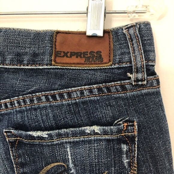 Awesome Express Distressed Eva Boot Leg Jeans size 2! - Picture 9 of 16